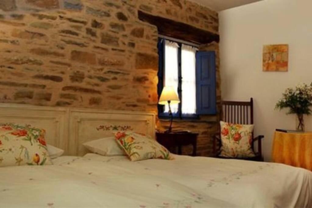 Casa Camarga Villa Santiago Millas Bagian luar foto